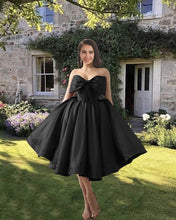 Load image into Gallery viewer, Bowo Strapless Midi Satin Dress