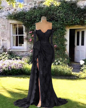 Load image into Gallery viewer, Long Sleeves Mermiad Lace Split Dress