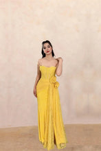 Load image into Gallery viewer, Mermaid Strapless Lace Dress