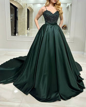 Load image into Gallery viewer, Spaghetti Straps Lace Appliques Sweetheart Satin Ball Gown