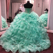 Load image into Gallery viewer, Crystal Beaded Sweetheart Organza Layered Quinceanera Dresses 2017-alinanova