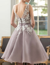 Load image into Gallery viewer, Tea-Length-Bridesmaid-Dresses