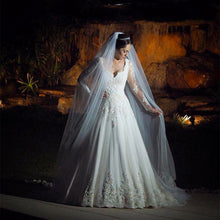 Load image into Gallery viewer, Vintage Lace Wedding Dresses Princess Long Sleeves Bridal Gowns