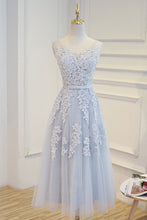 Load image into Gallery viewer, Elegant Lace Appliques Tea Length Bridesmaid Party Dresses