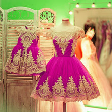 Load image into Gallery viewer, Vintage 1950s Style Swing Party Dress Gold Lace Appliques