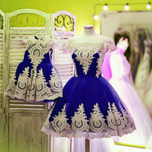 Load image into Gallery viewer, Vintage 1950s Style Swing Party Dress Gold Lace Appliques