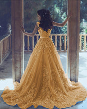 Load image into Gallery viewer, Elegant Spaghetti Straps Lace Flower Appliques Tulle Prom Dresses