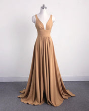 Load image into Gallery viewer, Long Split Bridesmaid Dresses Champagne