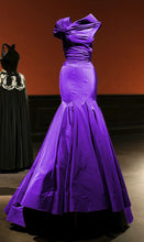Load image into Gallery viewer, Unique Taffeta Mermaid Prom Evening Dresses