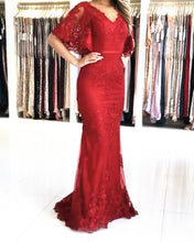 Load image into Gallery viewer, Red Lace Mermaid Prom Dresses