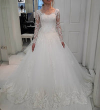 Load image into Gallery viewer, Lace-Wedding-Gowns