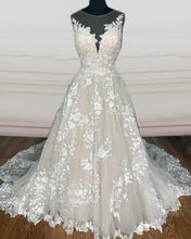 Load image into Gallery viewer, Plus Size Tulle Wedding Dresses