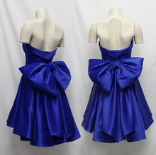 Load image into Gallery viewer, Asymmetric Homecoming Dresses Bow Back Prom Satin Short Dress

