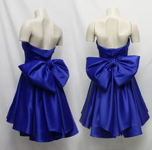 Load image into Gallery viewer, Asymmetric Homecoming Dresses Bow Back Prom Satin Short Dress