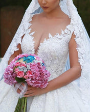 Load image into Gallery viewer, Vintage Wedding Dress