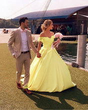 Load image into Gallery viewer, Beautiful Lace Off The Shoulder Ball Gown Satin Wedding Dresses