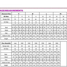 Load image into Gallery viewer, Bling Bling Beading Scoop Neck Ball Gowns Wedding Dresses