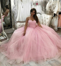 Load image into Gallery viewer, Bling Bling Sequin Beaded Sweetheart Bodice Corset Tulle Quinceanera Dresses Ball Gowns