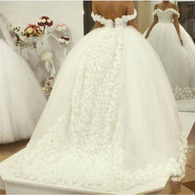 Load image into Gallery viewer, Bling Bling Sequins Beaded Sweetheart Ball Gowns Wedding Dresses