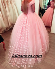 Load image into Gallery viewer, Blush Pink Flower Wedding Dresses Ball Gowns With Sequins Beaded Corset