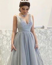 Load image into Gallery viewer, Pleated Tulle V Neck Bridesmaid Dresses Ankle Length
