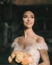 Load image into Gallery viewer, Butterfly Wedding Dresses Ball Gown Off The Shoulder