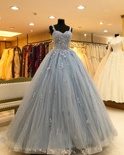 Load image into Gallery viewer, Chic Lace Beaded Sweetheart Tulle Ball Gowns Quinceanera Dresses-alinanova