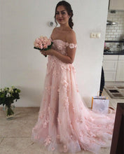 Load image into Gallery viewer, Chic Lace Flower Off The Shoulder Tulle Long Prom Dresses