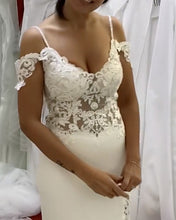Load image into Gallery viewer, Cold Sloulder Wedding Gown Mermaid