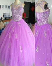 Load image into Gallery viewer, Crystal Beaded Scoop Neck Tulle Quinceanera Dresses Ball Gowns