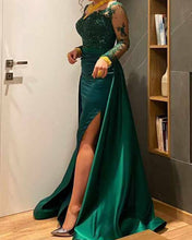 Load image into Gallery viewer, Mermaid Green Satin Prom Dresses V-neck Lace Sleeves