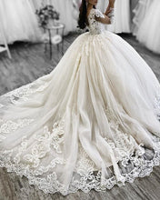 Load image into Gallery viewer, Vintage Bridal Dress