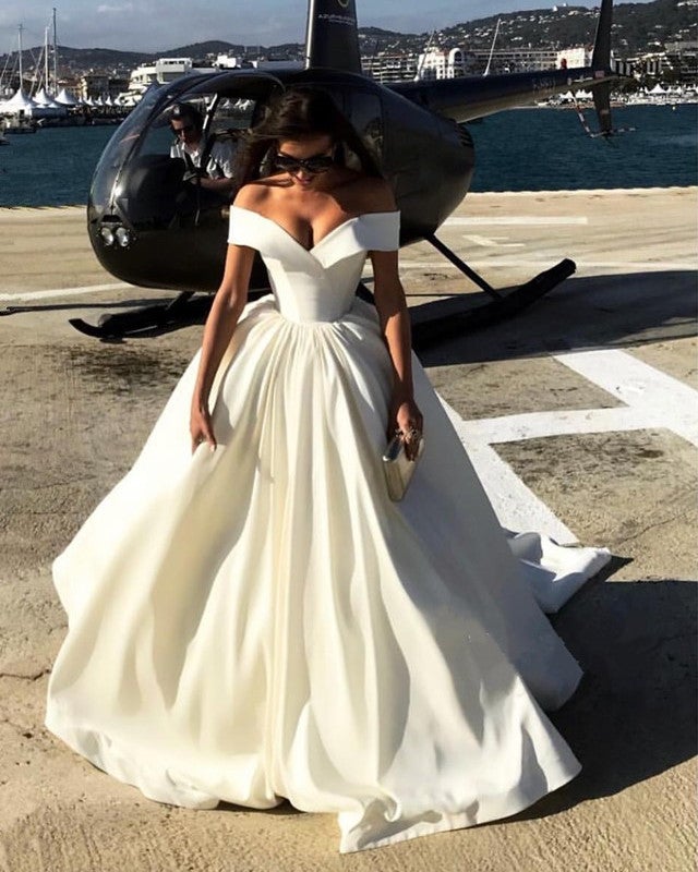 Deep V-neck Ball Gowns Satin Wedding Dresses Off The Shoulder Deep V-neck Ball Gowns Satin Wedding Dresses Off The Shoulder