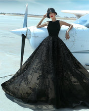 Load image into Gallery viewer, Elegant A Line Black Lace Floor Length Prom Dresses