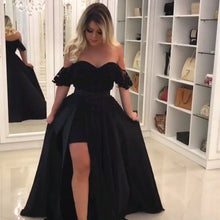 Load image into Gallery viewer, Elegant Black Lace Off The Shoulder Prom Dresses With Leg Slit