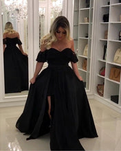 Load image into Gallery viewer, Black Lace Prom Dresses
