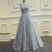 Load image into Gallery viewer, Elegant Lace Appliques Long Tulle Evening Gowns
