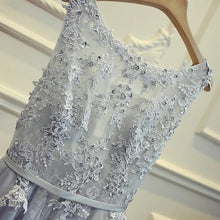 Load image into Gallery viewer, Elegant Lace Appliques Long Tulle Evening Gowns