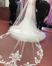 Load image into Gallery viewer, Sweetheart-Mermaid-Wedding-Gowns