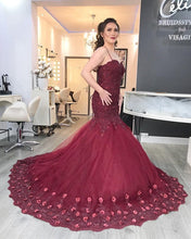 Load image into Gallery viewer, Lace-Mermaid-Gowns