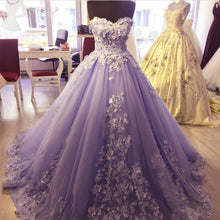Load image into Gallery viewer, Elegant Light Blue Tulle Ball Gown Quinceanera Dresses