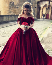 Load image into Gallery viewer, Burgundy Ball Gown Prom Dresses For Wedding Party