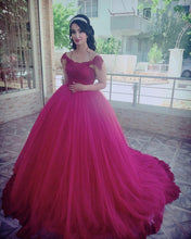Load image into Gallery viewer, Fuchsia Quinceanera Dresses 2020
