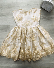 Load image into Gallery viewer, Champagne Lace Sweetheart Homecoming Dresses