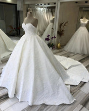 Load image into Gallery viewer, Elegant Wedding Dress Satin Ball Gown Lace Embroidery-alinanova