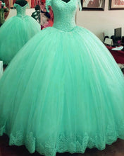 Load image into Gallery viewer, Elegeant Tulle Quinceanera Dresses Lace Appliques Off Shoulder