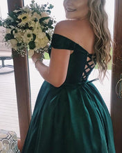 Load image into Gallery viewer, Emerald Green Plus Size Prom Dresses Satin Off The Shoulder Ball Gown