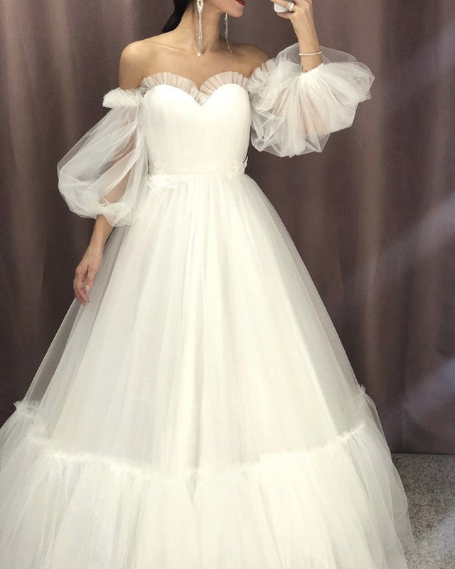 Flowy Tulle Boho Wedding Dress Off Shoulder Flowy Tulle Boho Wedding Dress Off Shoulder