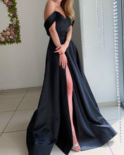 Load image into Gallery viewer, Black Bridesmaid Dresses Long