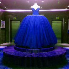 Load image into Gallery viewer, Royal Blue Quinceanera Dresses
